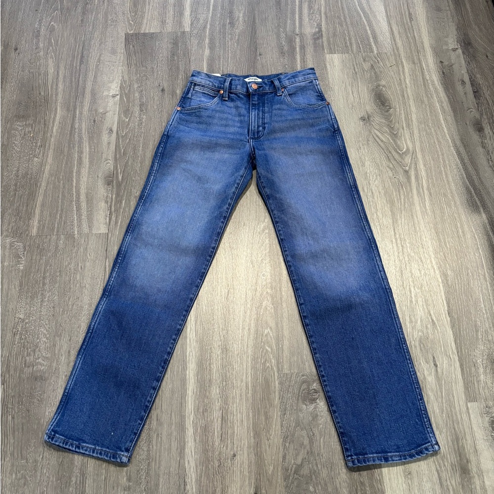 WOMEN'S SUNSET MID RISE STRAIGHT JEAN — NWT